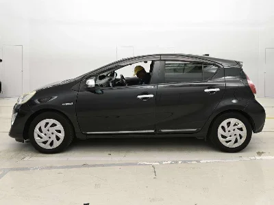 Статистика аукционов Toyota Aqua