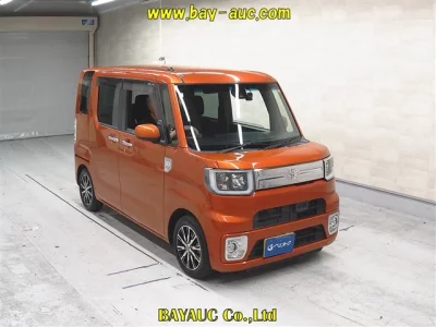TOYOTA PIXIS MEGA