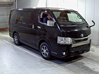 TOYOTA HIACE VAN