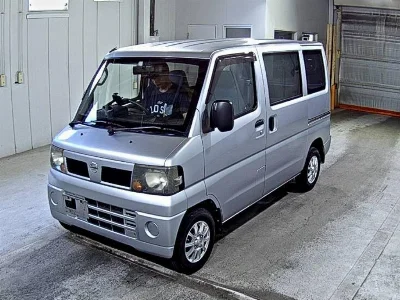 NISSAN CLIPPER VAN