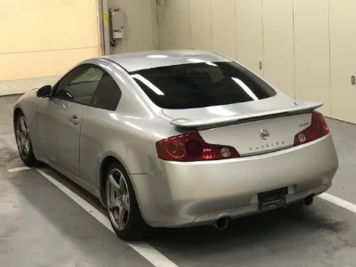 NISSAN SKYLINE