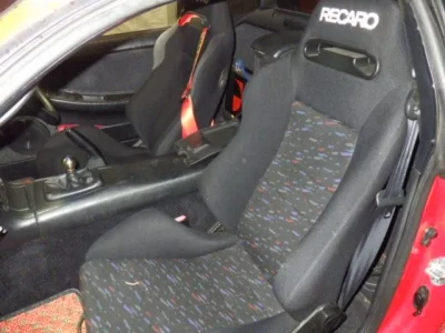 TOYOTA MR2