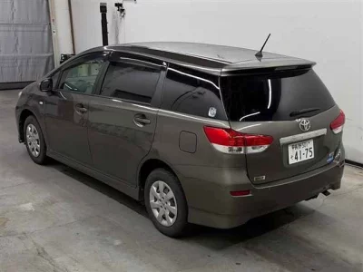 TOYOTA WISH