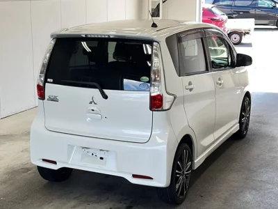 MITSUBISHI EK CUSTOM