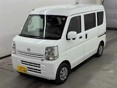 NISSAN CLIPPER VAN