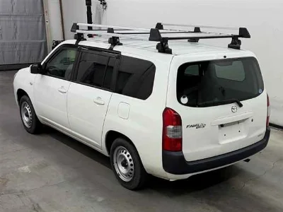 Mazda Familia S-Wagon