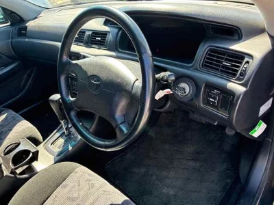 TOYOTA MARK II QUALIS