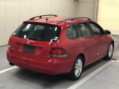 VOLKSWAGEN GOLF VARIANT