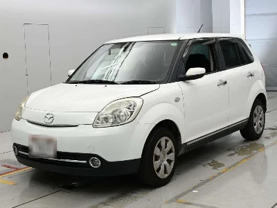 Mazda Verisa