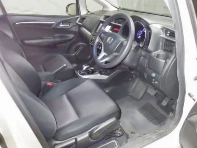 Статистика аукционов Honda FIT HYBRID