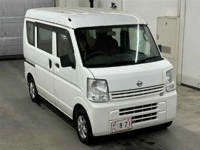 NISSAN CLIPPER VAN