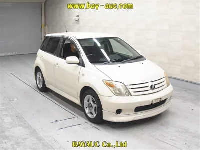 TOYOTA IST