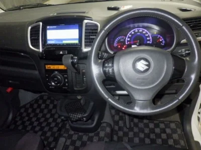 Статистика аукционов Suzuki Solio