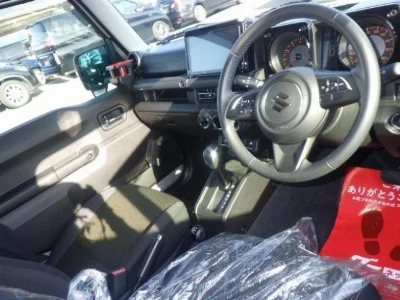 SUZUKI JIMNY SIERRA