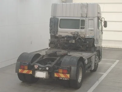 NISSAN UD