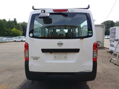 NISSAN NV350 CARAVAN