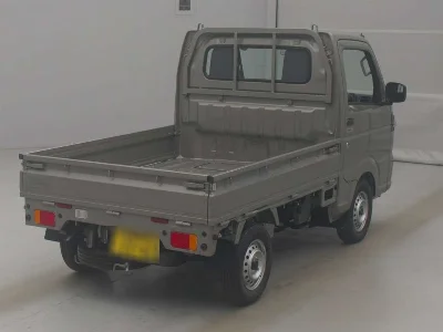 Nissan NT100 Clipper