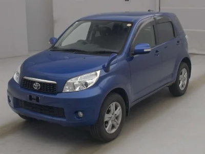 TOYOTA RUSH