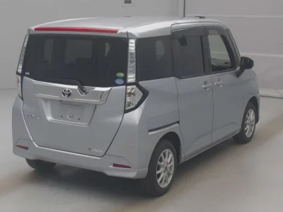 TOYOTA TANK