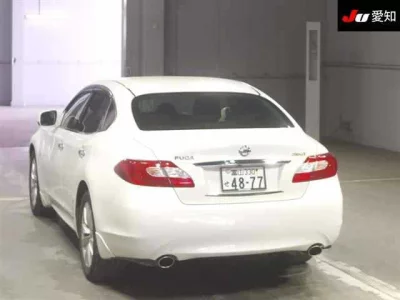 NISSAN FUGA