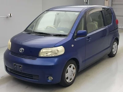 TOYOTA PORTE