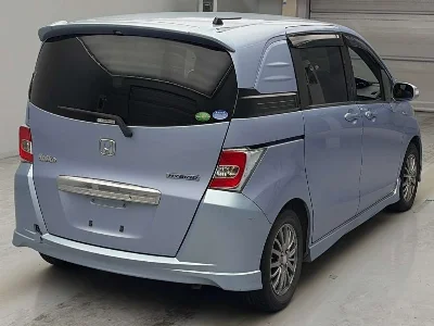 HONDA FREED SPIKE