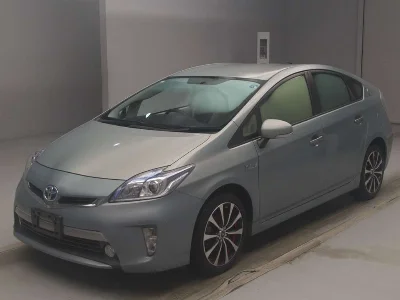 TOYOTA PRIUS PHV