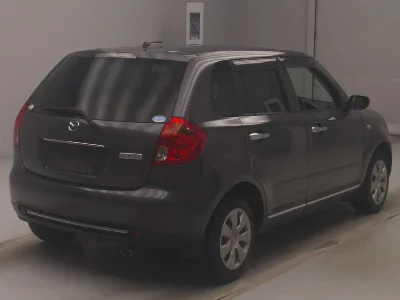 MAZDA VERISA