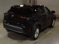 Цена авто Toyota Yaris Cross с аукционов Японии, номер кузова MXPB15, пробег 70 000, оценка 8