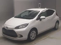 Цена авто Toyota Aqua с аукционов Японии, номер кузова MXPK11, пробег 15 000, оценка 8