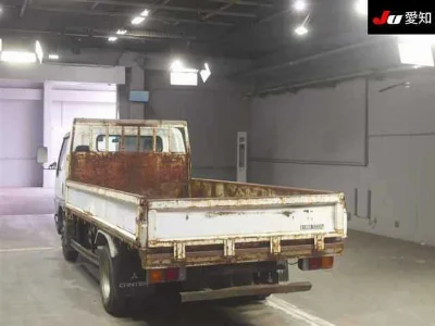 MITSUBISHI CANTER