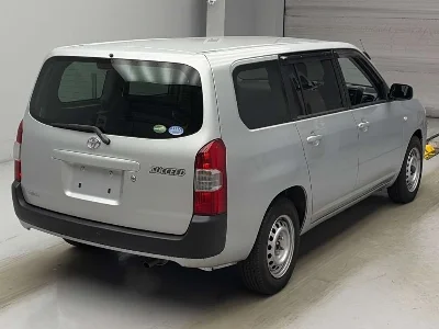 TOYOTA SUCCEED