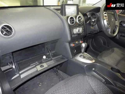 NISSAN DUALIS