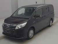 Цена авто Toyota Noah с аукционов Японии, номер кузова ZWR80G, пробег 80 000, оценка 4