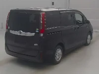 Цена авто Toyota Noah с аукционов Японии, номер кузова ZWR80G, пробег 80 000, оценка 4