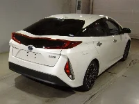 Toyota Prius PHV