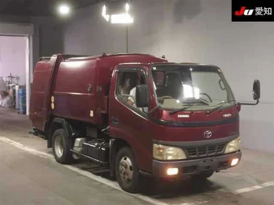 TOYOTA DYNA