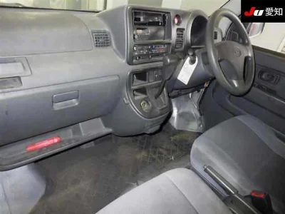 DAIHATSU HIJET VAN