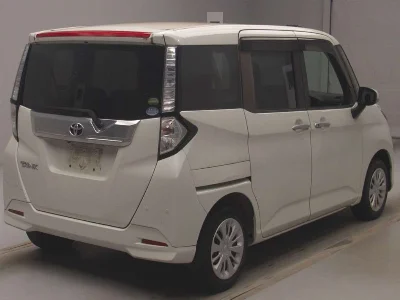 TOYOTA TANK