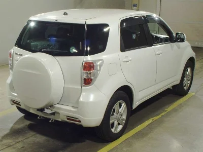 TOYOTA RUSH