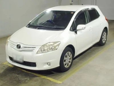 TOYOTA AURIS