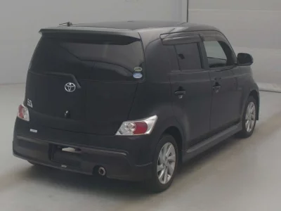 TOYOTA BB