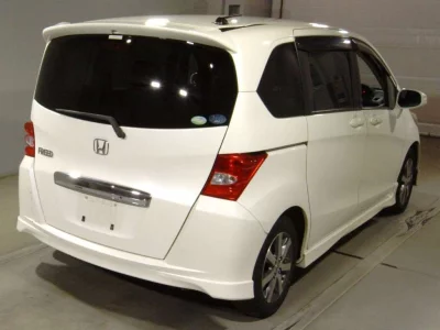 HONDA FREED