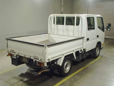 TOYOTA DYNA