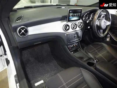 MERCEDES BENZ CLA SHOOTING BRAKE