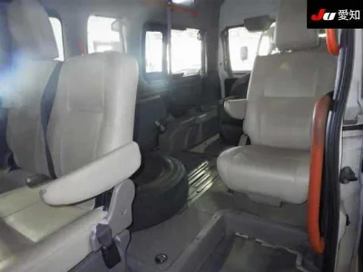 NISSAN NV350 CARAVAN