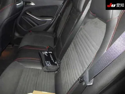 MERCEDES BENZ CLA