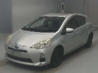 Цена авто Toyota Aqua с аукционов Японии, номер кузова NHP10, пробег 171 000, оценка 4