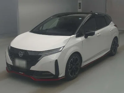 NISSAN AURA