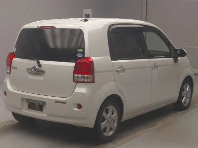 TOYOTA PORTE
